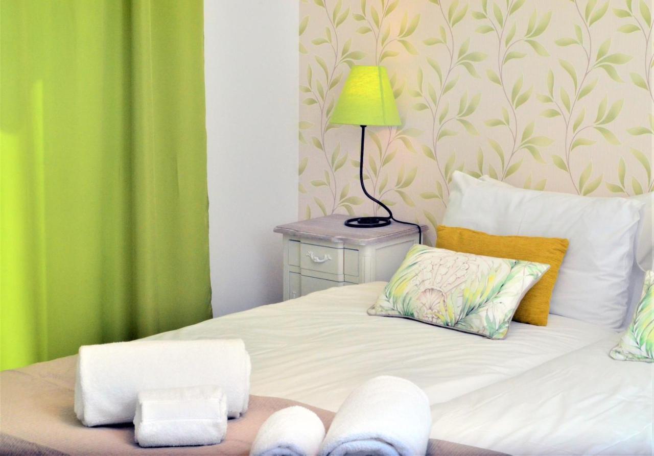 Sweet Suites Guesthouse Close To Famous Avenue Liberty Lisbon Exterior photo