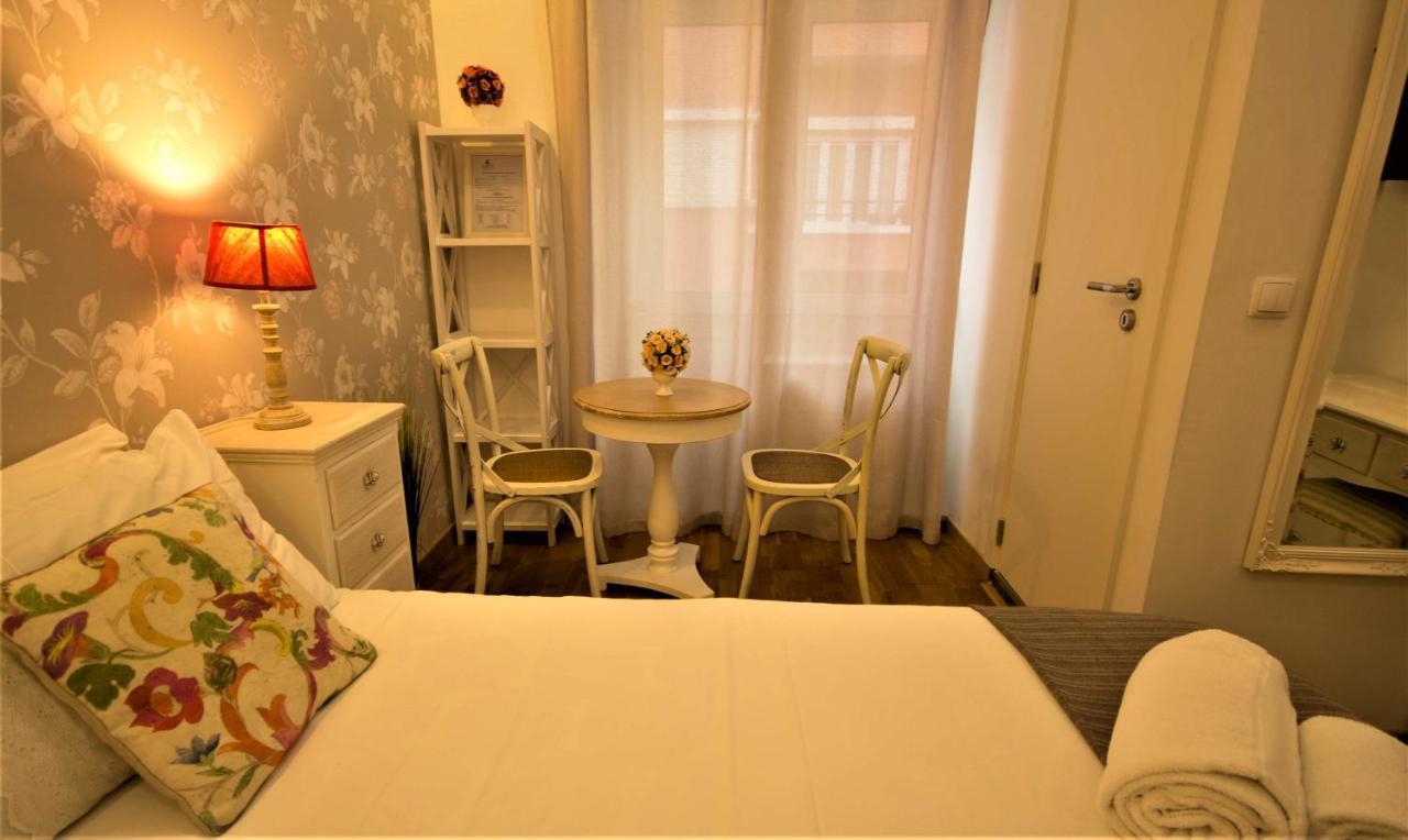 Sweet Suites Guesthouse Close To Famous Avenue Liberty Lisbon Exterior photo