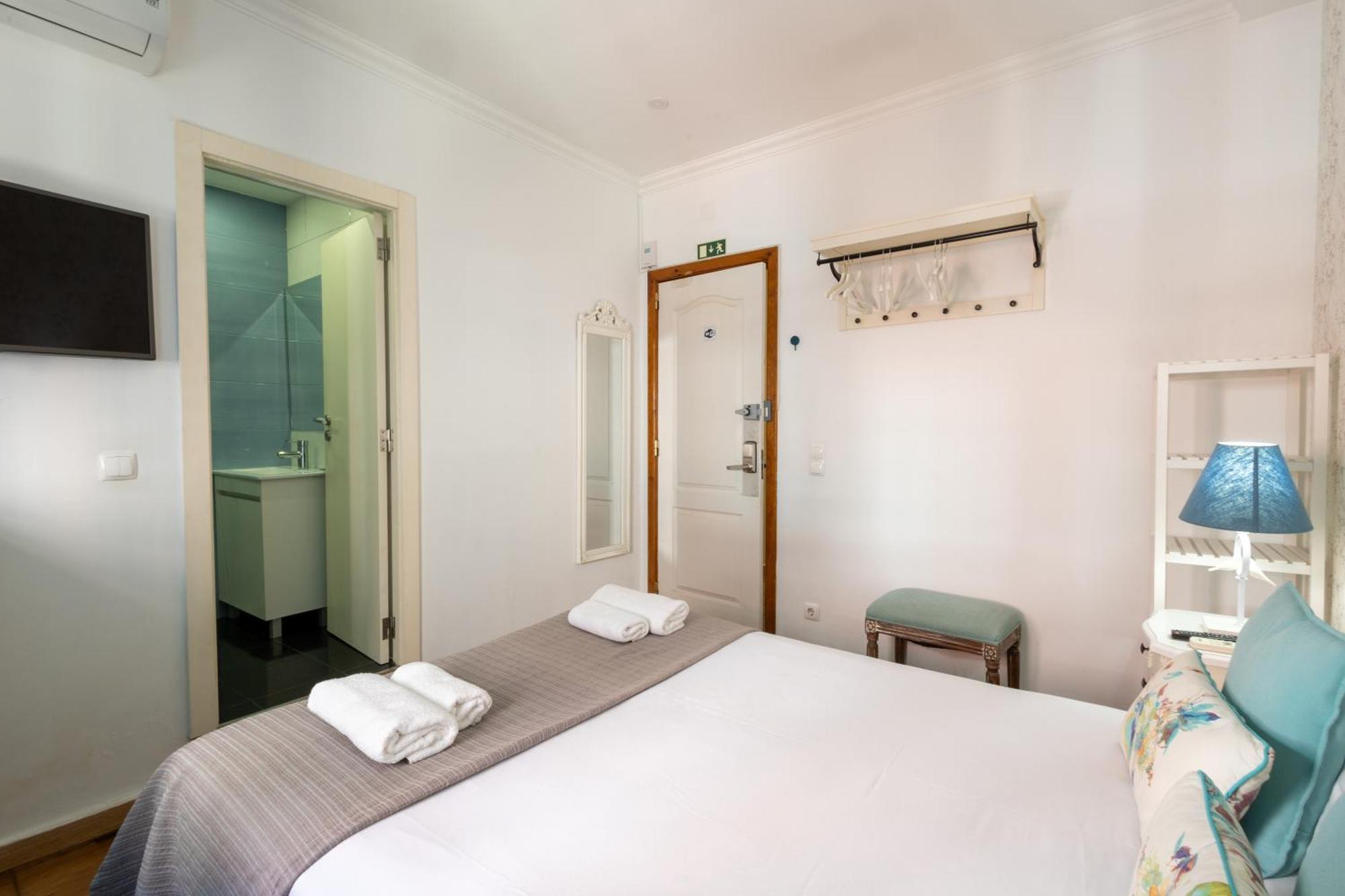 Sweet Suites Guesthouse Close To Famous Avenue Liberty Lisbon Exterior photo