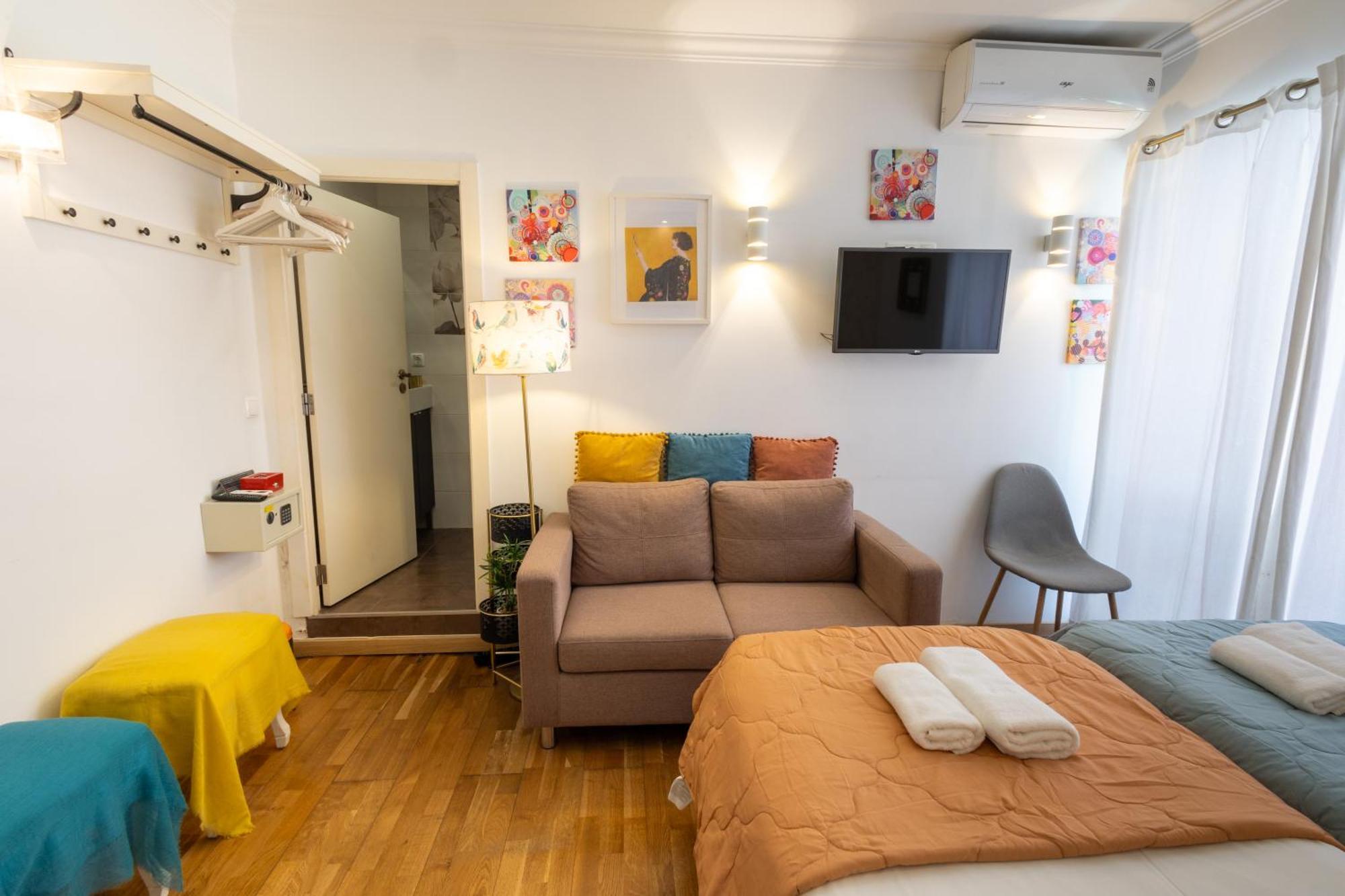 Sweet Suites Guesthouse Close To Famous Avenue Liberty Lisbon Exterior photo