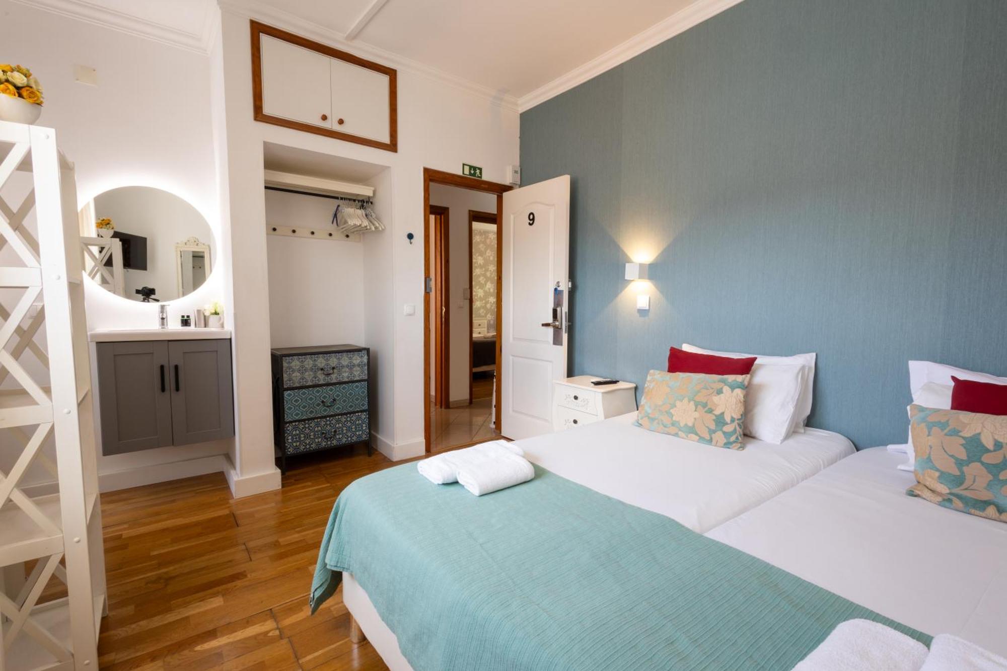 Sweet Suites Guesthouse Close To Famous Avenue Liberty Lisbon Exterior photo
