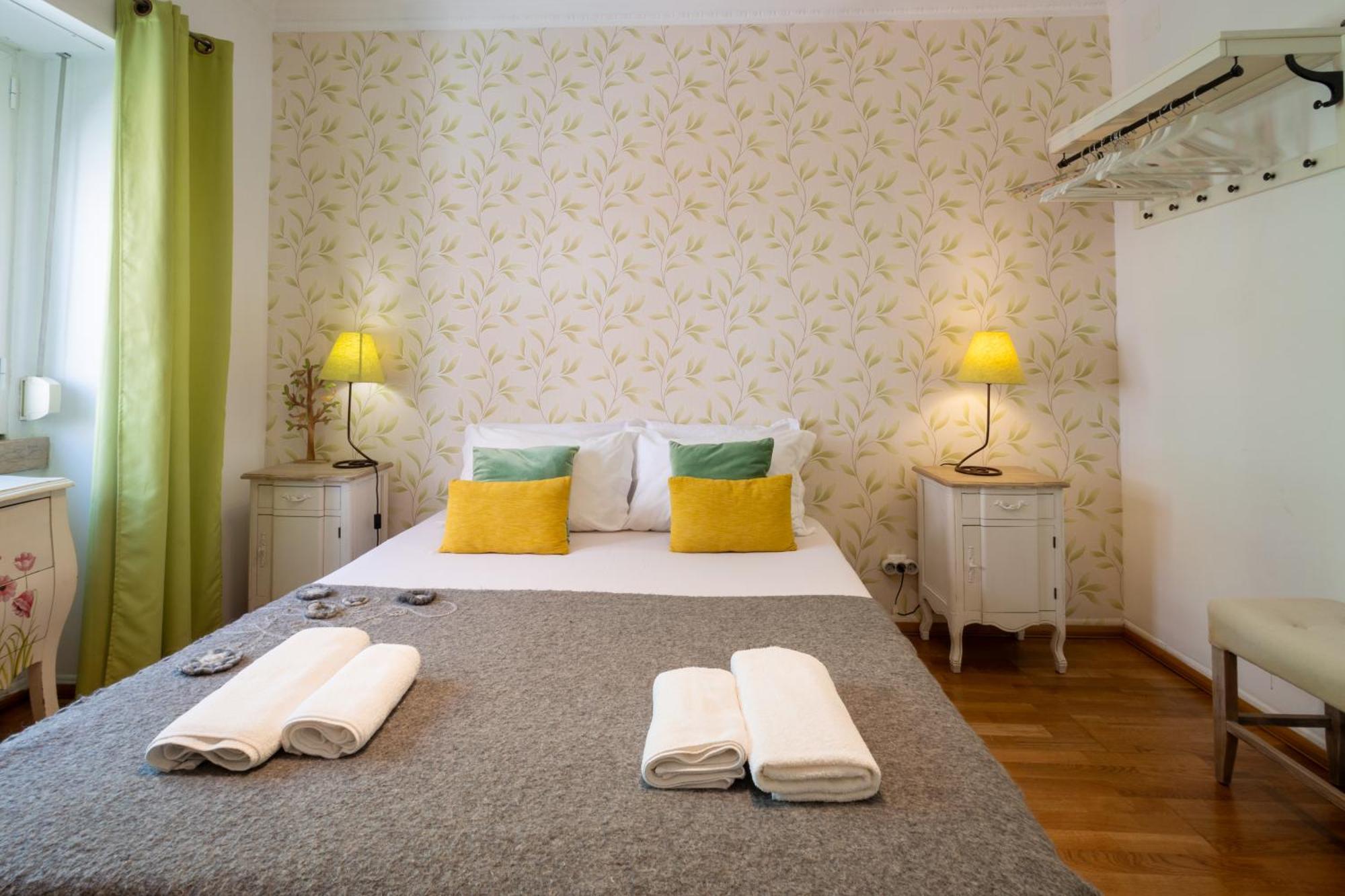 Sweet Suites Guesthouse Close To Famous Avenue Liberty Lisbon Exterior photo
